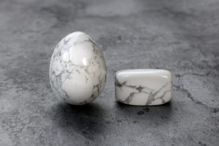 Howlite-768x512.jpg Howlite-768x512.jpg