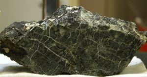 nigrescit-300x157.jpg