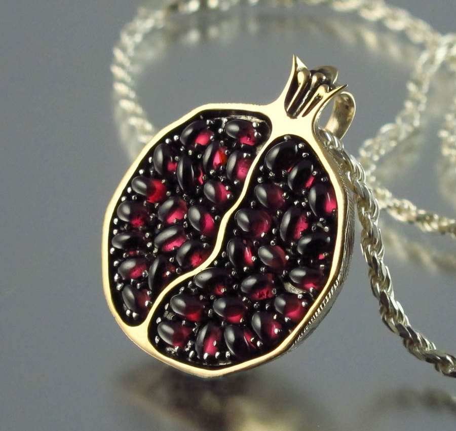 пироп2.jpg пироп2.jpg