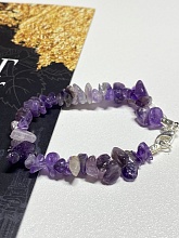 картинка Браслет Аметист на карабине от магазина Wolves