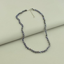 картинка Бусы из Иолита, синие, на карабине 'SUNSTONES' 45 см от магазина Wolves