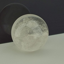 картинка Шар Горный хрусталь 61x61мм от магазина Wolves