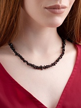 картинка Бусы из Граната на карабине от магазина Wolves