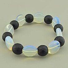 картинка Браслет 'SUNSTONES' Шунгит Лунный камень 20 см от магазина Wolves