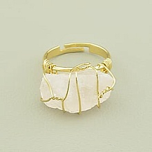 картинка Кольцо Розовый кварц от магазина Wolves