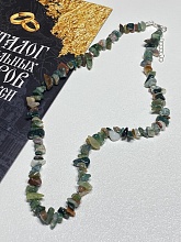 картинка Бусы Яшма на карабине от магазина Wolves