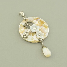 картинка Кулон из перламутра и фианита от магазина Wolves