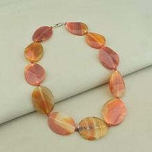 картинка Бусы коричневые из сердолика, на замочке от магазина Wolves