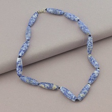 картинка Бусы синие из содалита, на карабине от магазина Wolves