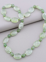 картинка Бусы 'SUNSTONES' Пренит Нефрит 56 см от магазина Wolves