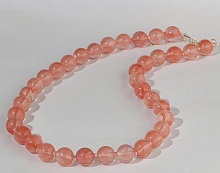 картинка Элитные Бусы Халцедон на карабине от магазина Wolves