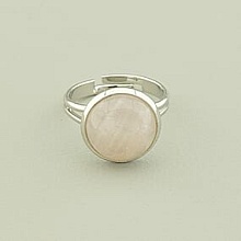 картинка Кольцо Розовый кварц от магазина Wolves