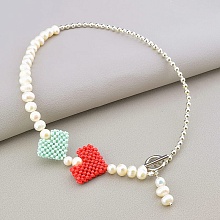 картинка Бусы с Жемчугом из Бисера белые 'SUNSTONES' 44 см от магазина Wolves