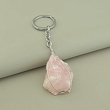 картинка Брелок Розовый кварц 120х30мм от магазина Wolves