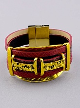 картинка Браслет из красной экокожи с позолотой на магнитной застежке 19 см от магазина Wolves