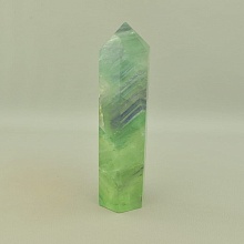 картинка Образец Флюорит 150x40мм от магазина Wolves