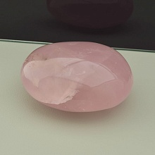 картинка Образец Розовый кварц 60x50x25 145 1 г от магазина Wolves