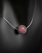 картинка Чокер невидимка с камнем Халцедон от магазина Wolves