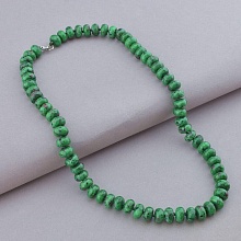 картинка Бусы зеленые из цоизита SUNSTONES от магазина Wolves