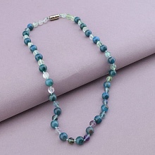 картинка Бусы бирюзовые из Апатита, Флюорита на магните  'SUNSTONES' 45 см от магазина Wolves