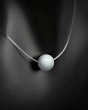 картинка Чокер невидимка с камнем Агат (белый) от магазина Wolves