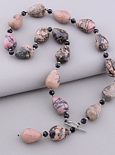 картинка Бусы Родонит Чешский хрусталь 45 см от магазина Wolves