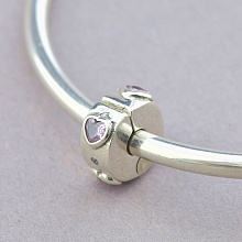 картинка Клипса серебряная, розовая с фианитом 'Pandora style' от магазина Wolves