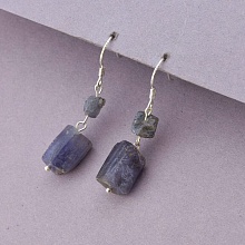 картинка Серьги 'SUNSTONES' Сапфир Серебро(925) от магазина Wolves