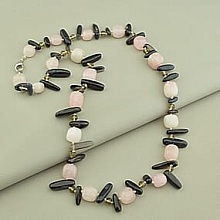 картинка Бусы 'SUNSTONES' Розовый кварц Агат Чешский хрусталь 65 см от магазина Wolves