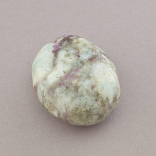 картинка Образец Турмалин 55x46x26 114 06 г от магазина Wolves