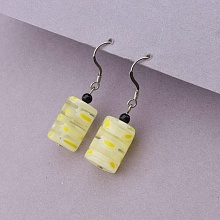 картинка Серьги из стали с муранским стеклом, желтые, петля 'SUNSTONES' от магазина Wolves