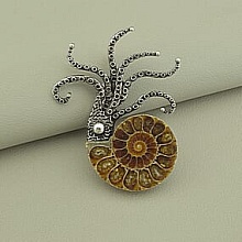 картинка Брошь Аммонит 67x55мм от магазина Wolves