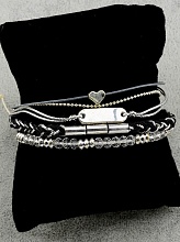 картинка Браслет комбинированный из бижутерного сплава  с подвеской в виде сердца 17 см от магазина Wolves