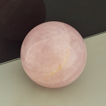 картинка Шар Розовый кварц 75x75мм от магазина Wolves