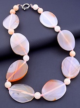 картинка Бусы Сердолик 50 см от магазина Wolves