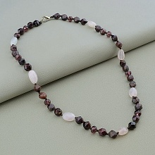 картинка Бусы 'SUNSTONES' Гранат Розовый кварц Чешский хрусталь 52 см от магазина Wolves