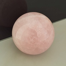 картинка Шар Розовый кварц 79x79мм от магазина Wolves