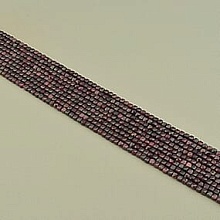 картинка Нитка Гранат 39 см (Без замка) от магазина Wolves