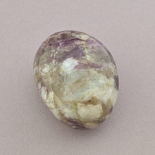 картинка Образец Турмалин 57x43x32 126 59 г от магазина Wolves