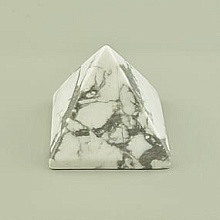 картинка Пирамида Кахолонг 40x40мм от магазина Wolves