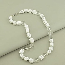 картинка Бусы 'SUNSTONES' Горный хрусталь Кахолонг 51 см от магазина Wolves