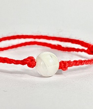картинка Оберег Красная нить с камнем Перламутр от магазина Wolves