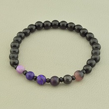 картинка Браслет на резинке из натуральных камней агата и чароита от магазина Wolves