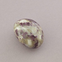 картинка Образец Турмалин 47x35x30 81 72 г от магазина Wolves