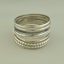 картинка Набор Браслетов 9 шт от магазина Wolves