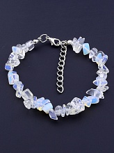 картинка Браслет Лунный камень на карабине от магазина Wolves