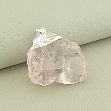 картинка Кулон Розовый кварц 50х30мм от магазина Wolves