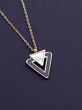 картинка Подвеска 'Stainless Steel' Перламутр 40 см (позолота 18к) от магазина Wolves