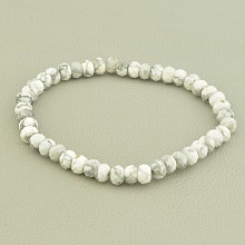 картинка Браслет из Кахолонга, молочный на резинке 'SUNSTONES'  18 см от магазина Wolves