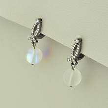 картинка Серьги 'SUNSTONES' Опаловое стекло  (хром) от магазина Wolves